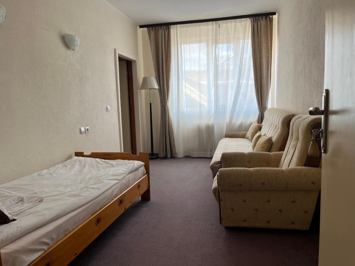 Horizont Dobrinishte Hotel ภายนอก รูปภาพ