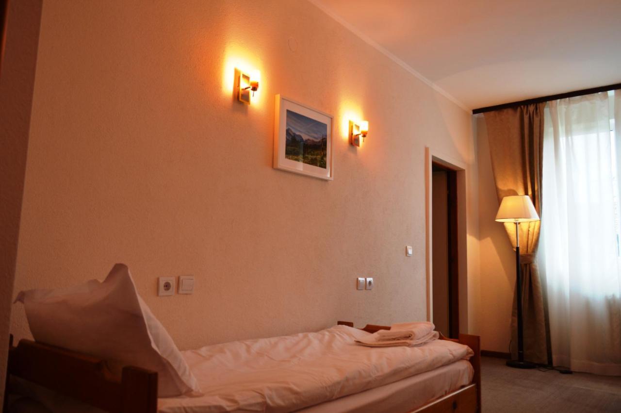 Horizont Dobrinishte Hotel ภายนอก รูปภาพ